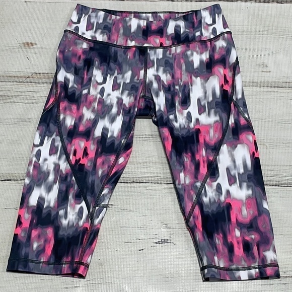 Zella Leggings Black Pink Capris Crops Skinny Size Small - Picture 1 of 10